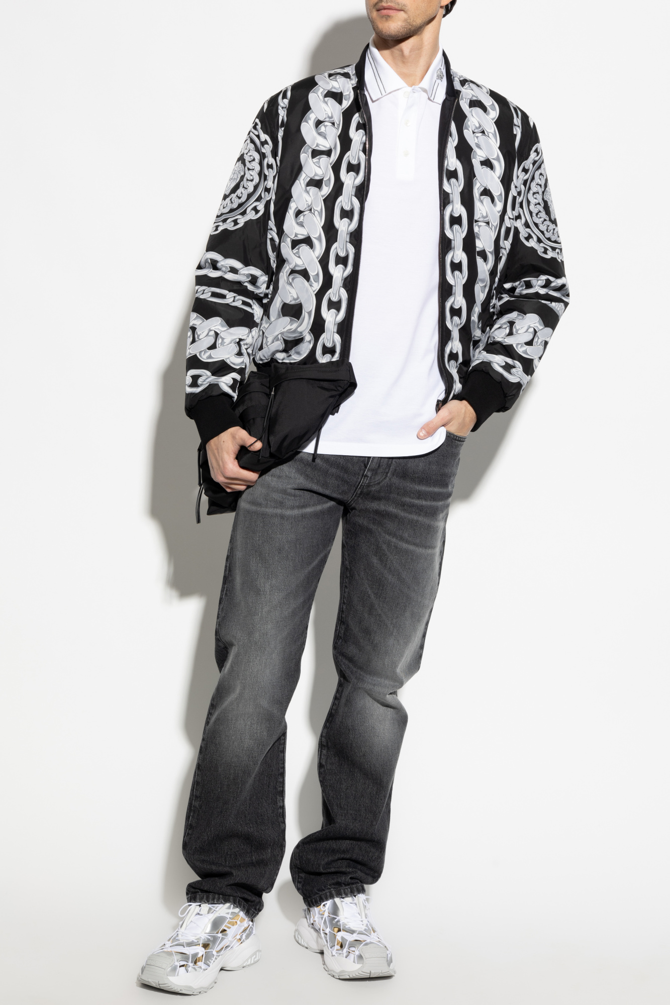 VERSACE ラ コロンナ Tシャツ ホワイト VJC73GAL2S8-CN001-003FW22(1).